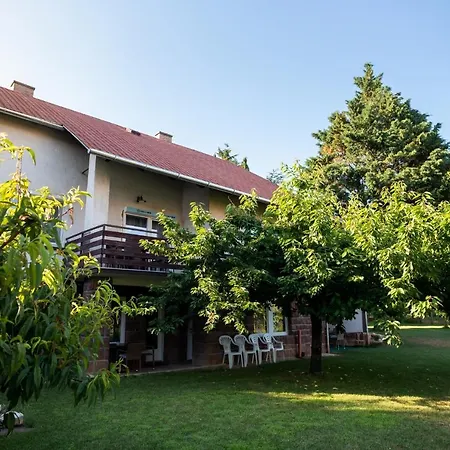 Zefir Balatonfured